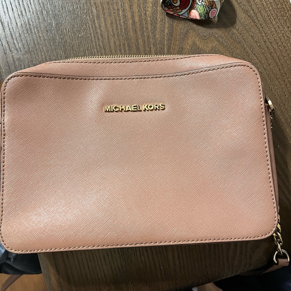 Michael Kors Jet Set Large Saffiano Leather Crossbody Bag